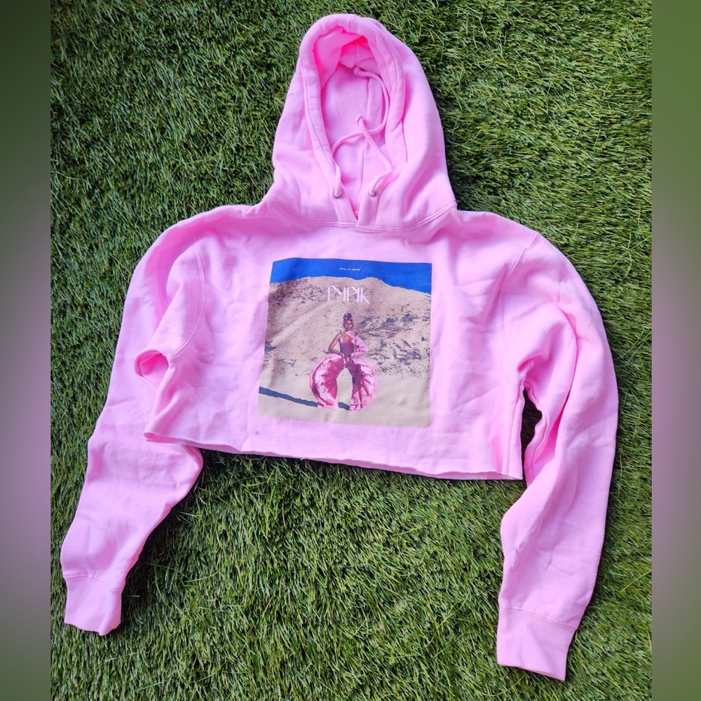 Janelle Monae Dirty Computer ‘Pynk’ plush cropped hoodie. Medium. New